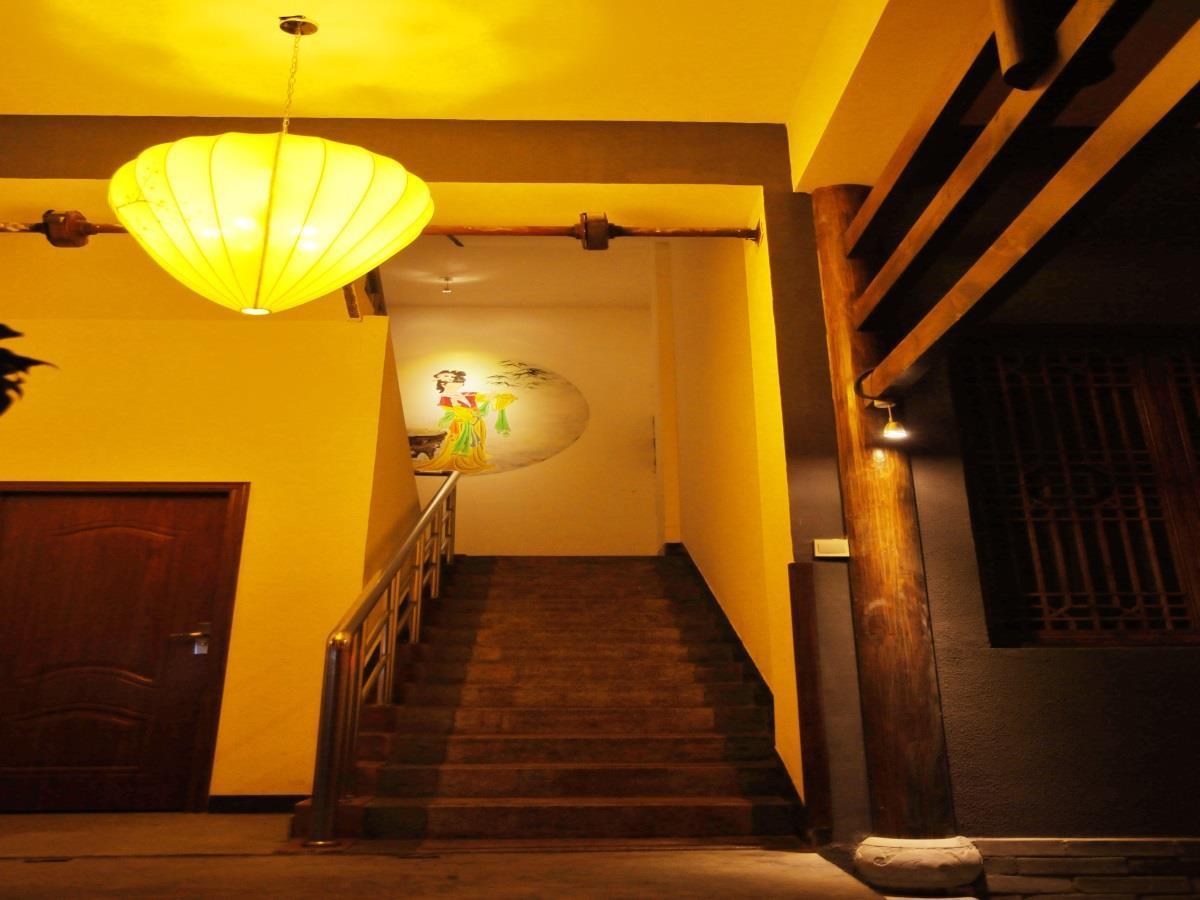 Renli Hotel  Chengdu Exterior foto